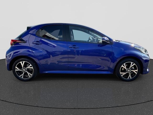 Toyota YARIS 1.5 Hybrid 115 First Edition