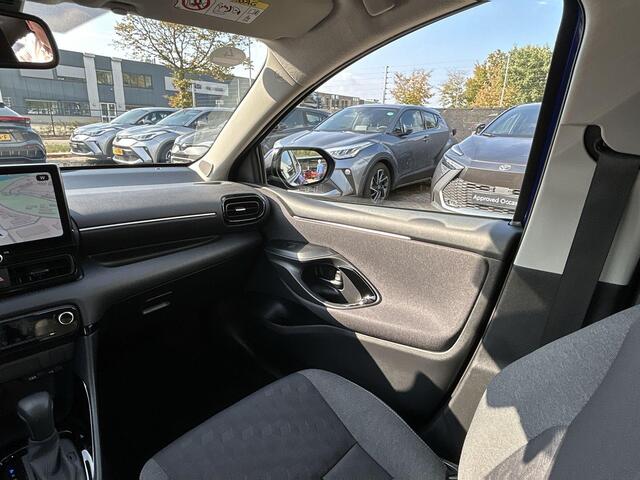 Toyota YARIS 1.5 Hybrid 115 First Edition