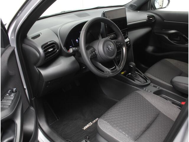 Toyota YARIS Cross 1.5 Hybrid 115 Dynamic CAMERA | CARPLAY | ADAPCRUISE | LED | DAB | STOELVERW | LMV17