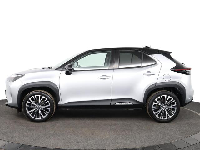 Toyota YARIS Cross 1.5 Hybrid Executive | Head-Up display | Navigatie | Parkeer sensoren |