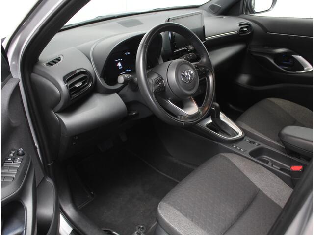 Toyota YARIS Cross 1.5 Hybrid Dynamic CLIMATE | CARPLAY | ADAPCRUISE | DAB | LMV17 | LED | NAVI | CAMERA