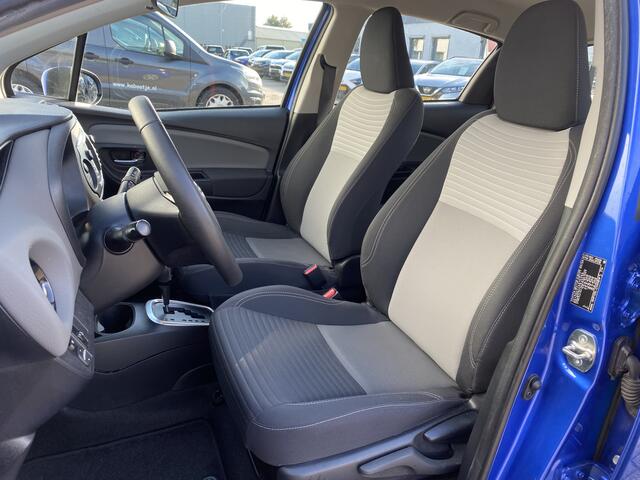 Toyota YARIS 1.5 Hybrid Active NL Auto Dealer Onderhouden Navigatie Clima Cruise