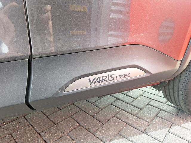 Toyota YARIS Cross 1.5 Hybrid 115 First Edition met winterpack