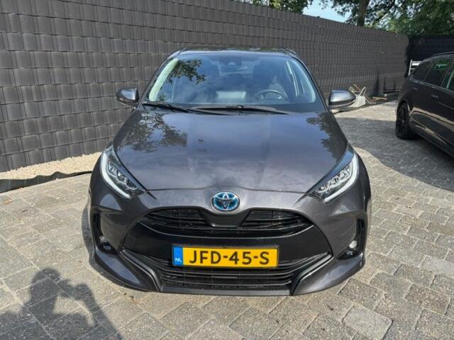 Toyota YARIS 1.5 HYB. DYNAMIC
