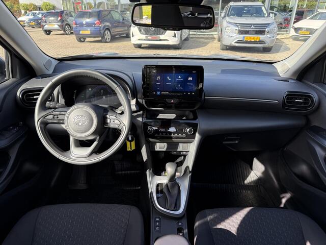 Toyota YARIS Cross 1.5 Hybrid 115 Active | ACC | PDC V+A | Climate control | Apple Carplay / Android Auto | Qi-lader