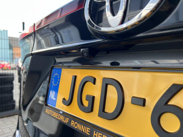 Toyota YARIS Cross 1.5 Hybrid 130 Team D