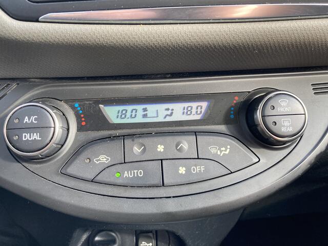 Toyota YARIS 1.5 Hybrid Aspiration Xenon verlichting | Camera | Cruise control | NAP | Clima