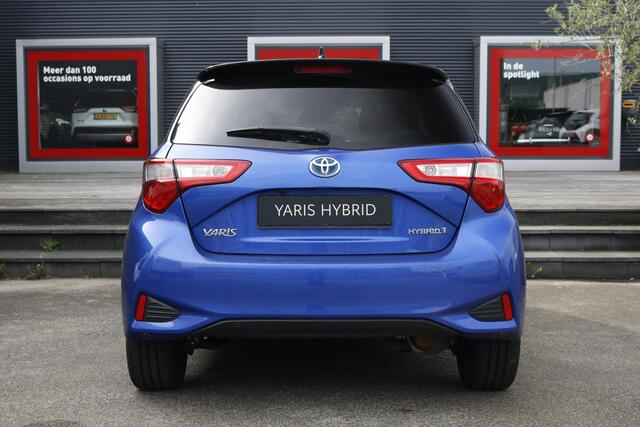 Toyota YARIS 1.5 Hybrid Bi-Tone Plus Stoelverwarming, Apple CarPlay
