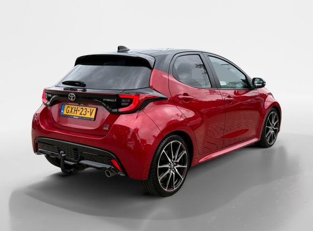Toyota YARIS 1.5 Hybrid GR Sport I Panoramadak I Trekhaak I Leder