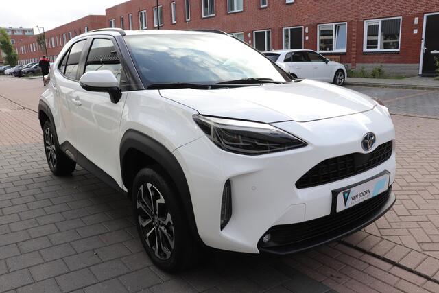 Toyota YARIS Cross 1.5 Hybrid Dynamic Navigatie, trekhaak