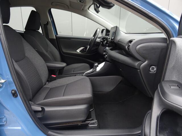 Toyota YARIS 1.5 Hybrid Dynamic * LED * CAMERA * NAVIGATIE !!