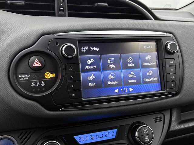 Toyota YARIS 1.5 Hybrid Trend Bi-Tone | Navigatie | Lijndetectie | Cruise Control