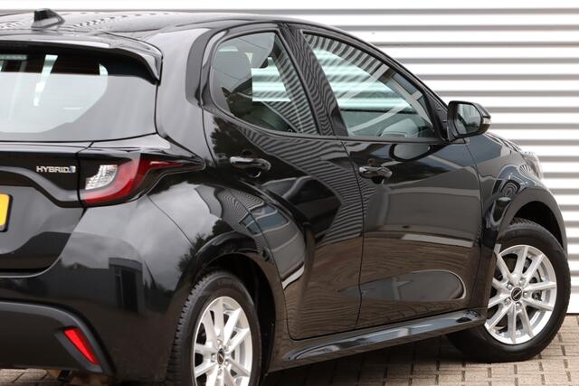 Toyota YARIS 1.5 Hybrid Active Navi / Carplay