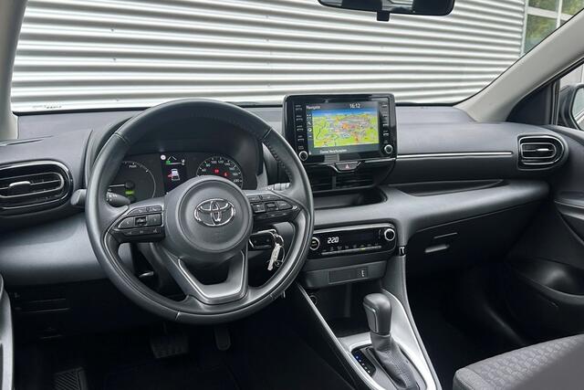 Toyota YARIS 1.5 Hybrid Active Navi / Carplay