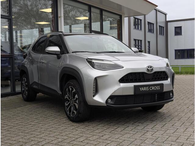 Toyota YARIS Cross 1.5 Hybrid 130 Dynamic + Comfort Pack | Stoel- stuurverwarming | PDC V+A | ACC | Camera | Keyless | Qi-Lader