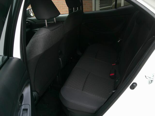 Toyota YARIS Cross 1.5 Hybrid 130 Dynamic Bi-tone