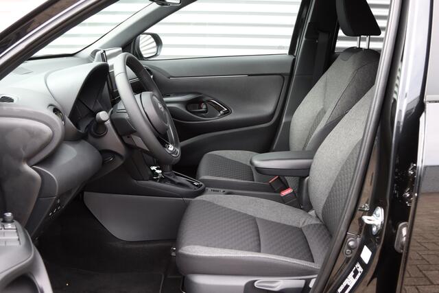 Toyota YARIS Cross 1.5 Hybrid 130 Team-Player NIEUW Safety+ Winter-Pakket