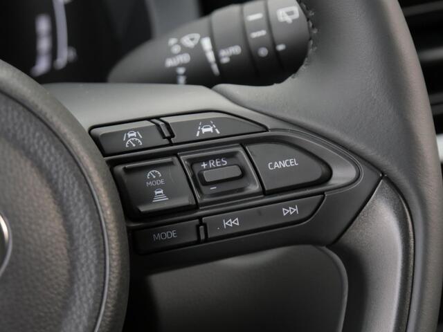 Toyota YARIS Cross 1.5 HYBRID 130PK/ CARPLAY/ WINTER PAKKET/ LED PAKKET