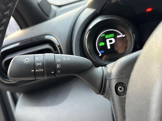 Toyota YARIS 1.5 Hybrid Launch Edition