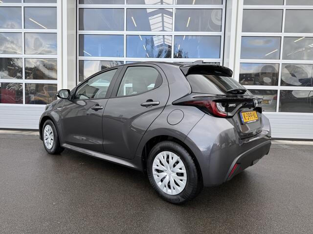 Toyota YARIS 1.5 Hyb. Active