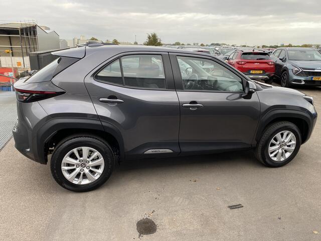 Toyota YARIS Cross 1.5 Hybrid Dynamic edition Parkeersensoren v&a, navigatie, Apple CarPlay/Android Auto, achteruitrij camera, adaptieve cruise control