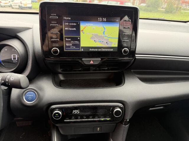 Toyota YARIS 1.5 Hybrid Dynamic