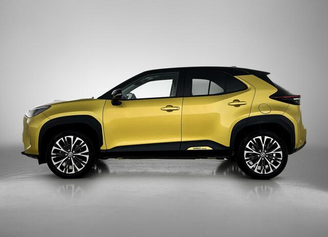 Toyota YARIS Cross 1.5 Hybrid Executive | Achteruitrijcamera | Half lederen bekleding | stoelverwarming |