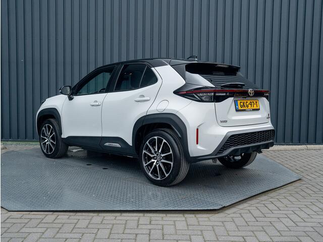 Toyota YARIS Cross 1.5 Hybrid GR Sport | Panodak | Elk. A-klep | JBL | Blind Spot | Head Up | Prijs Rijklaar!!