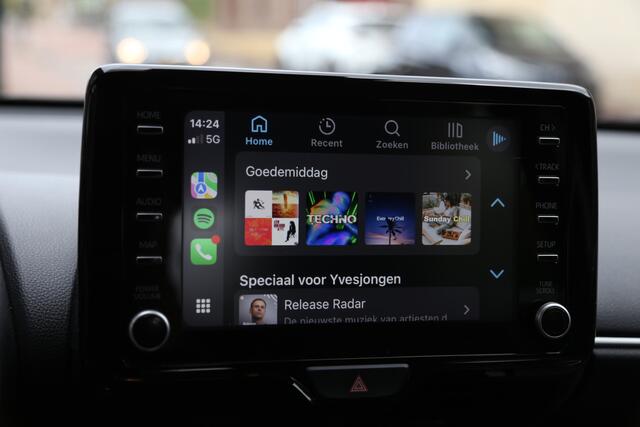 Toyota YARIS Cross 1.5 Hybrid Active Navi Carplay Camera