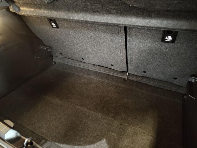 Toyota YARIS 1.5 Hybrid Dynamic dealer onderhouden 0124 carplay cruise | lichtmetalen velgen