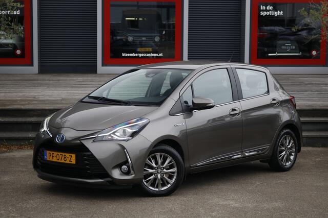 Toyota YARIS 1.5 Hybrid Executive | trekhaak | Navi | Bluetooth | LM velgen |