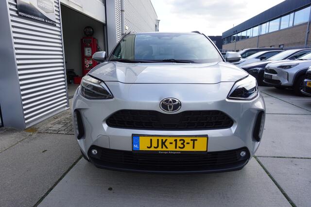 Toyota YARIS Cross 1.5 Hybrid 115 Business Plus |Navi|Carplay|PDC V+A|Stoel en stuurverw|Dodehoek|