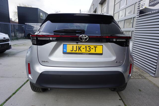 Toyota YARIS Cross 1.5 Hybrid 115 Business Plus |Navi|Carplay|PDC V+A|Stoel en stuurverw|Dodehoek|