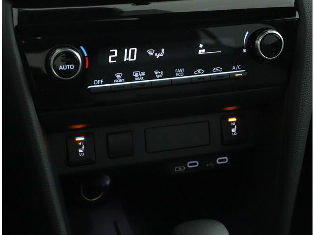 Toyota YARIS Cross 1.5 Hybrid 115 Dynamic | Parkeer sensoren voor + achter | Stoelverwarming | Navigatie |