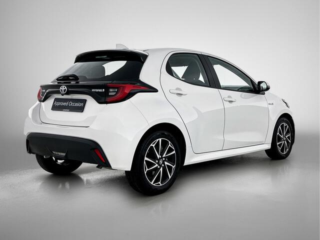 Toyota YARIS 1.5 Hybrid 115 Business platen al binnen, RS