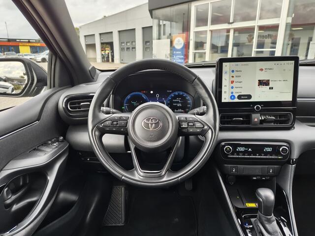Toyota YARIS 1.5 Hybrid 130 Executive | NL Auto | Sensoren v/a | Stoel & Stuu