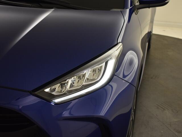 Toyota YARIS 1.5 Hybrid Dynamic | Camera | Apple & Android Carplay | Led