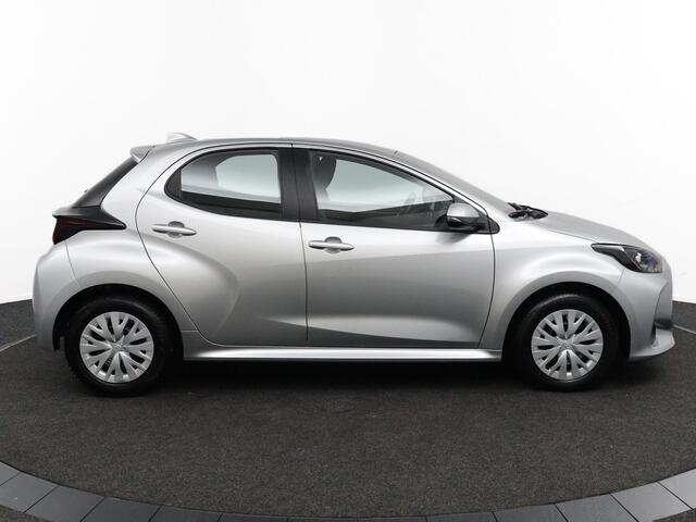 Toyota YARIS 1.5 VVT-i Active | Adaptieve Cruise control | Airco | Achteruitrijcamera |