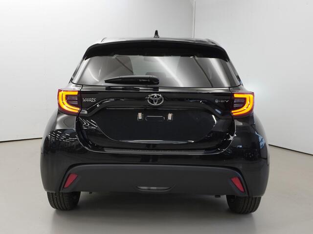 Toyota YARIS 1.5 Hybrid 115 Dynamic | Stoel- Stuurverwarming | App Connect | Ongebruikt | Rijklaarprijs