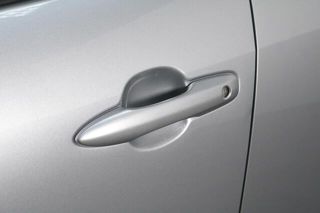 Toyota YARIS Cross 1.5 Hybrid 115 Active, Parkeersensoren