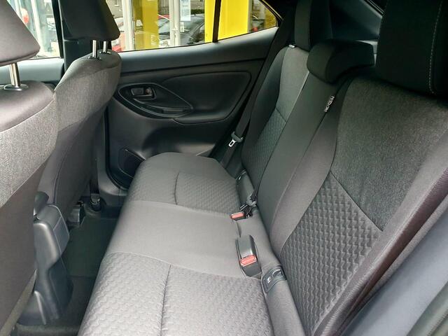 Toyota YARIS Cross 1.5 Hybrid 130pk Teamplayer All-in prijs!