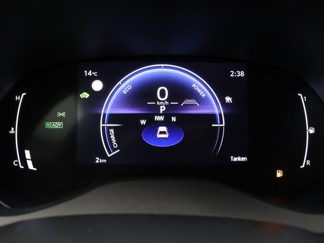 Toyota YARIS Cross 1.5 Hybrid 130 Dynamic | Achteruitrijcamera | Stuur, Voorruit en stoelverwarming | Apple Carplay & Android Auto |