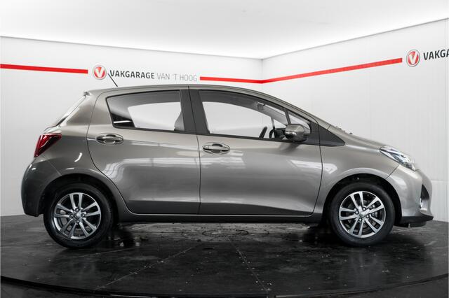 Toyota YARIS 1.3 VVT-i Automaat Camera Navigatie Climat control