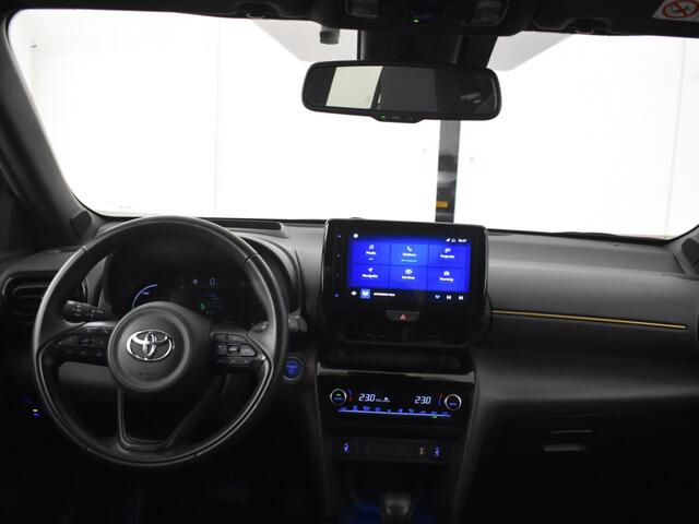 Toyota YARIS 1.5 Hybrid Adventure | BLS | Parkeersensoren V+A | All Seasons