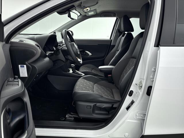 Toyota YARIS Cross 1.5 Hybrid Executive | Stoelverwarming | Head-Up Display | Lichtmetalen Velgen | NL-Auto |
