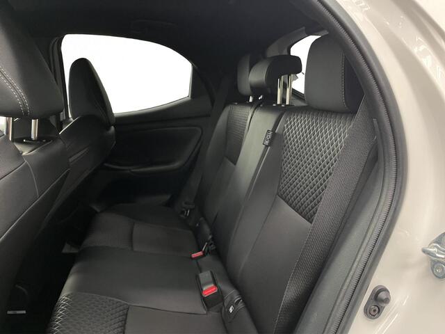 Toyota YARIS 1.5 Hybrid 130 Executive Stuurverwarming | Stoelverwarming | Adaptive Cruise |