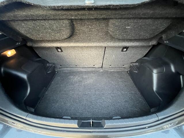 Toyota YARIS 1.5 Hybrid Aspiration Acamera Klima nap