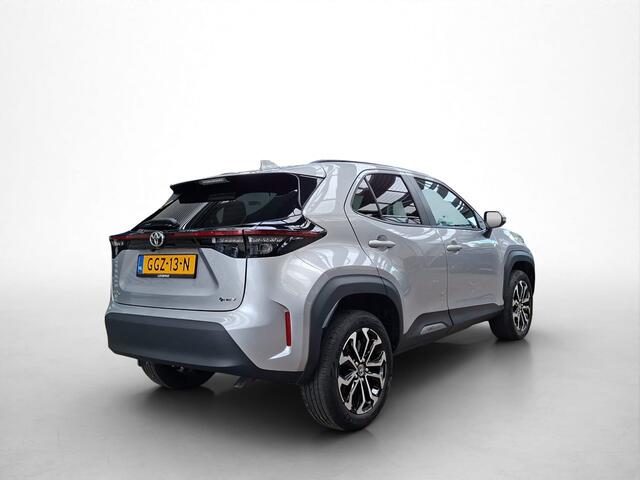 Toyota YARIS Cross 1.5 Hybrid 115 First Edition | Parkeersensoren voorkant | NL auto | Adaptive Cruise |