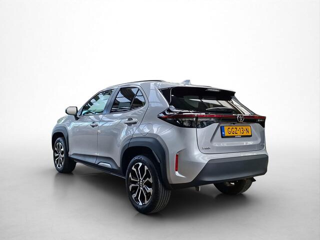 Toyota YARIS Cross 1.5 Hybrid 115 First Edition | Parkeersensoren voorkant | NL auto | Adaptive Cruise |
