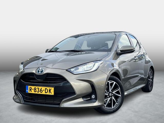 Toyota YARIS 1.5 Hybrid Dynamic Trekhaak / All Season Banden